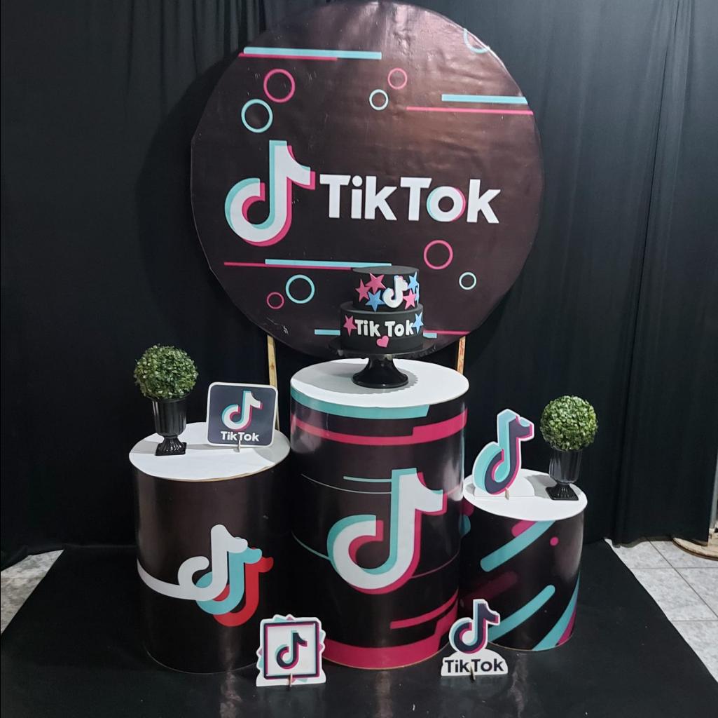 Decoração Tik Tok (Modelo 4) - Tallentos Decorações 
