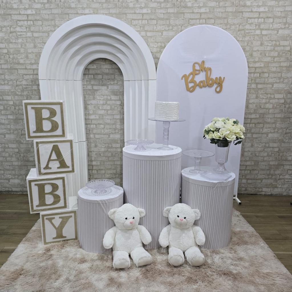 Alugue Tema Para Festa Decoração Chá Revelação Branco Ursinho Tecido (Modelo 8 ) - Tallentos Decorações 