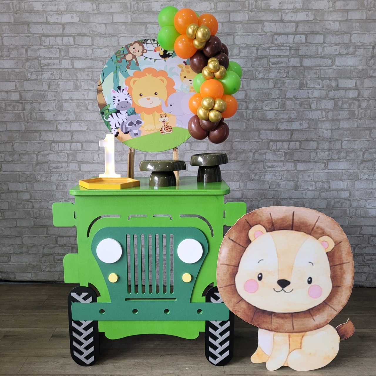 Alugue Tema Para Festa Na Mesa Decoração Safari ( Modelo 3 ) - Acompanha Balão - Tallentos Decorações 
