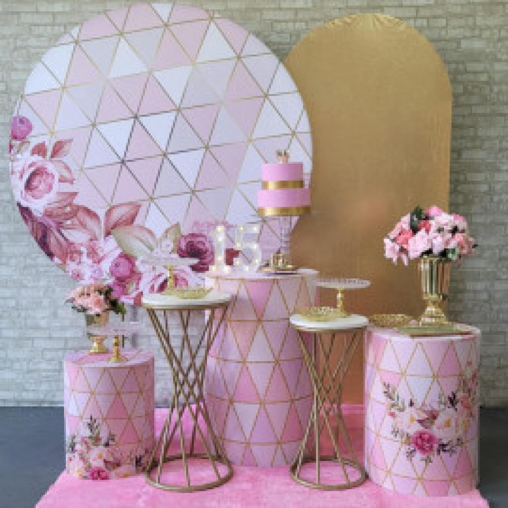 Alugue Tema Para Festa Decoração Flores Rosa Tecido ( Modelo 3 ) - Tallentos Decorações 
