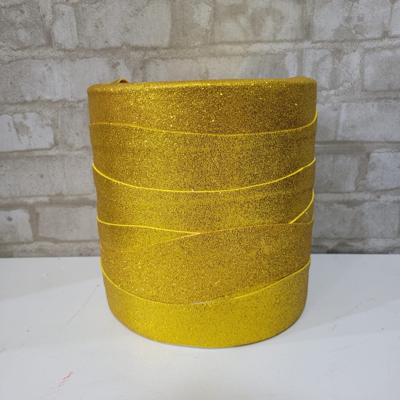 Alugue Bolo Fake Tema - Glitter Dourado - Tallentos Decorações 