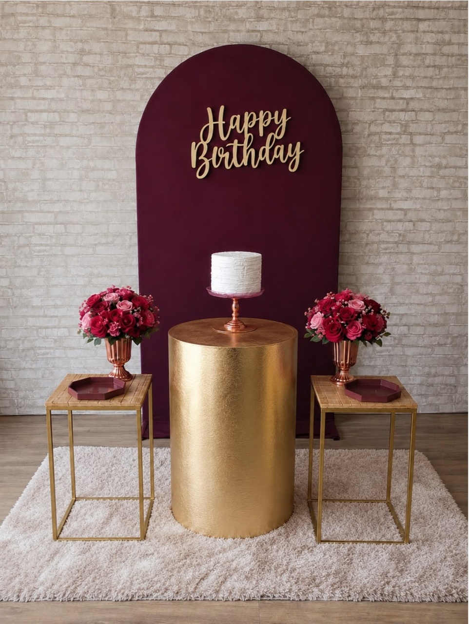 Alugue Tema Para Festa Decoração Happy Vinho Tecido ( Modelo 2 ) - Tallentos Decorações 