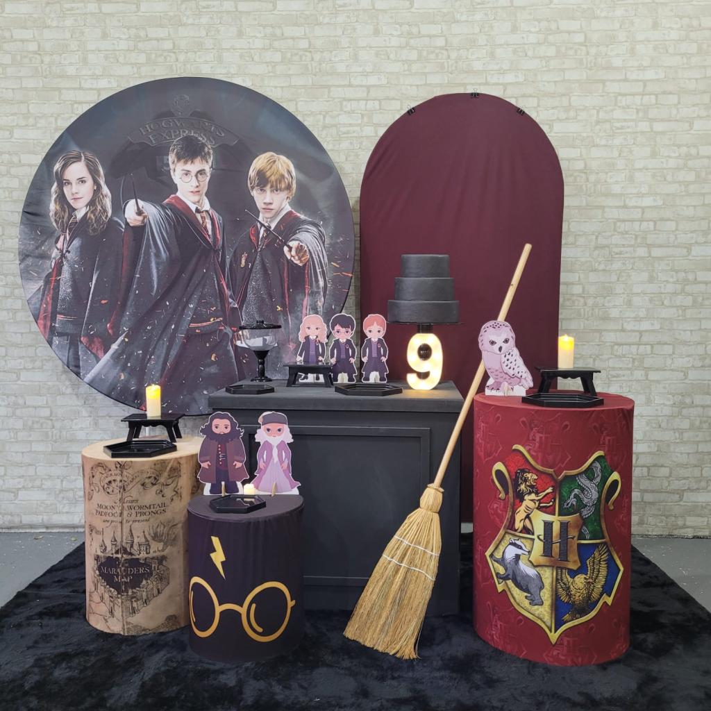 Alugue Tema Para Festa Decoração Harry Potter Tecido ( Modelo 3 ) - Tallentos Decorações 