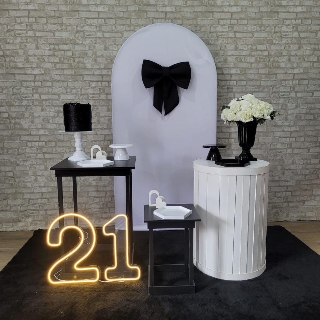 Alugue Tema Para Festa Decoração Happy Laço Tecido ( Modelo 1 ) - Tallentos Decorações 