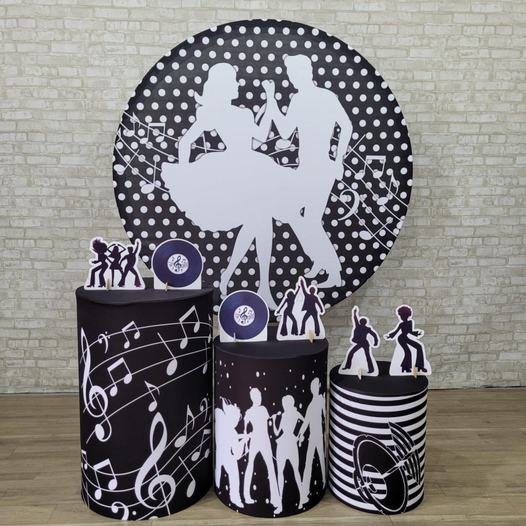 Alugue Tema Para Festa Decoração Retrô Tecido ( Modelo 1 ) - Tallentos Decorações 