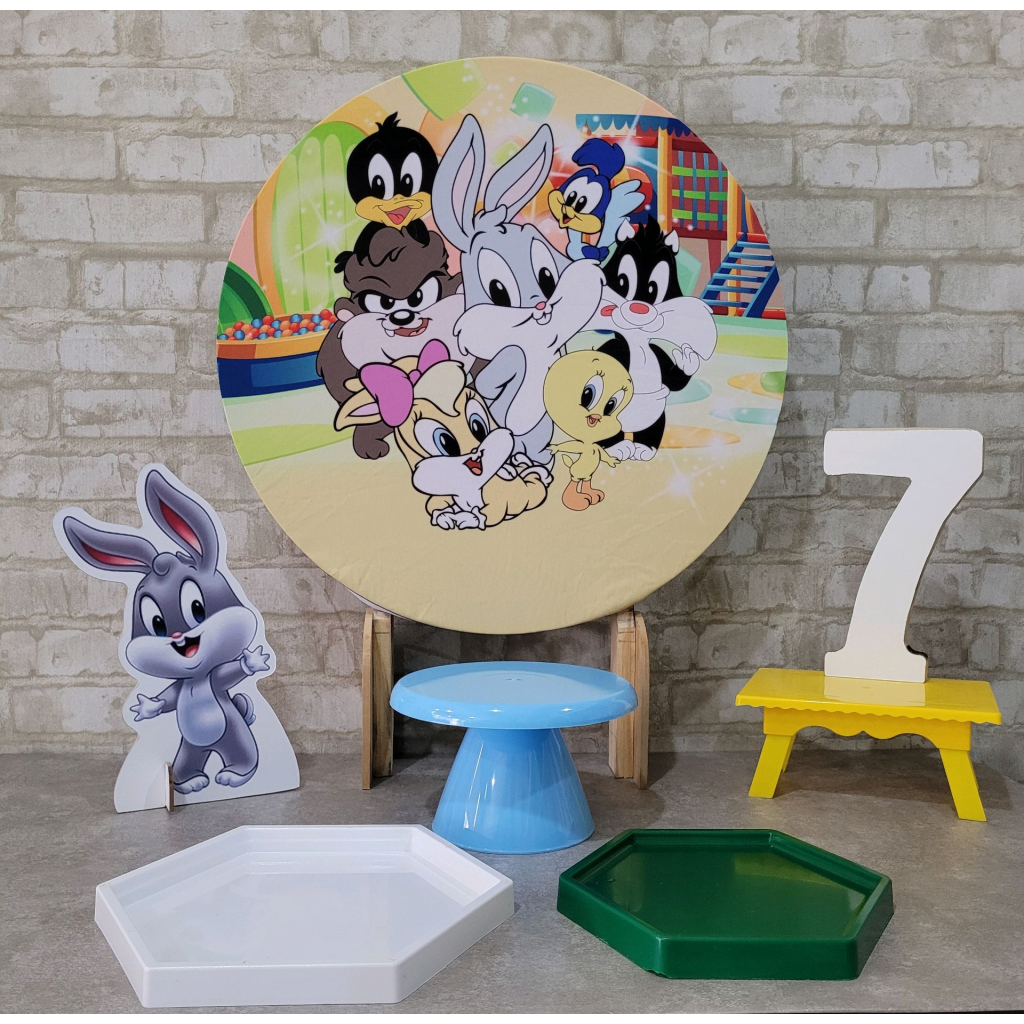 Alugue Tema Para Festa Na Mesa Decoração Looney Tunes - Tallentos Decorações 