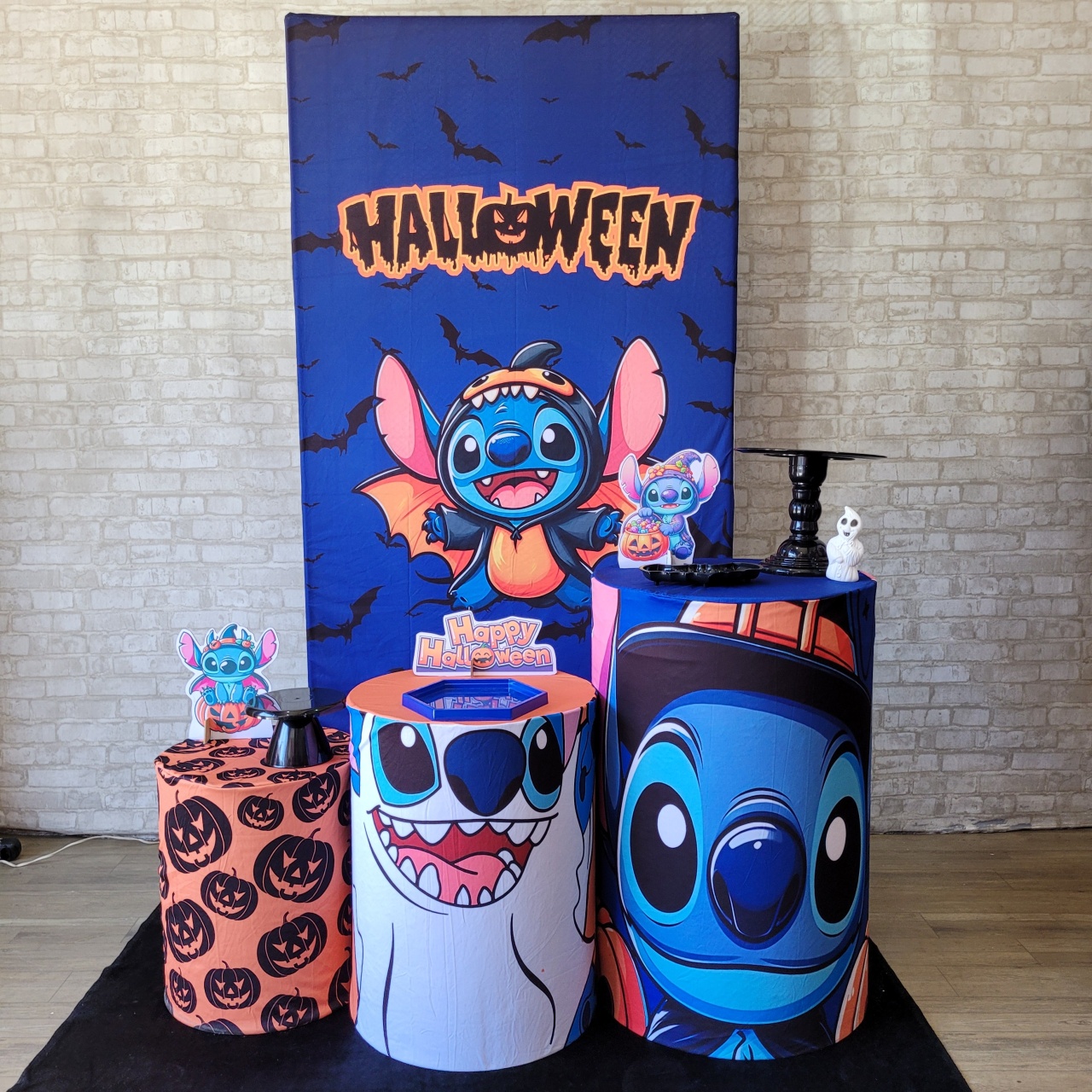 Alugue Tema Para Festa Decoração Halloween (Modelo 15) - Tallentos Decorações 