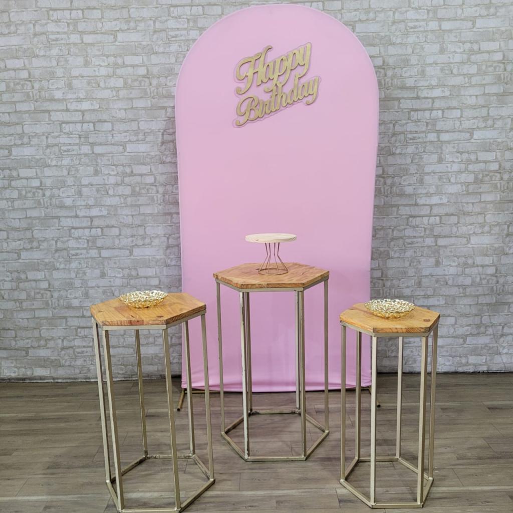 Alugue Tema Para Festa Decoração Happy Rosa Bebê Tecido ( Modelo 1 ) - Tallentos Decorações 
