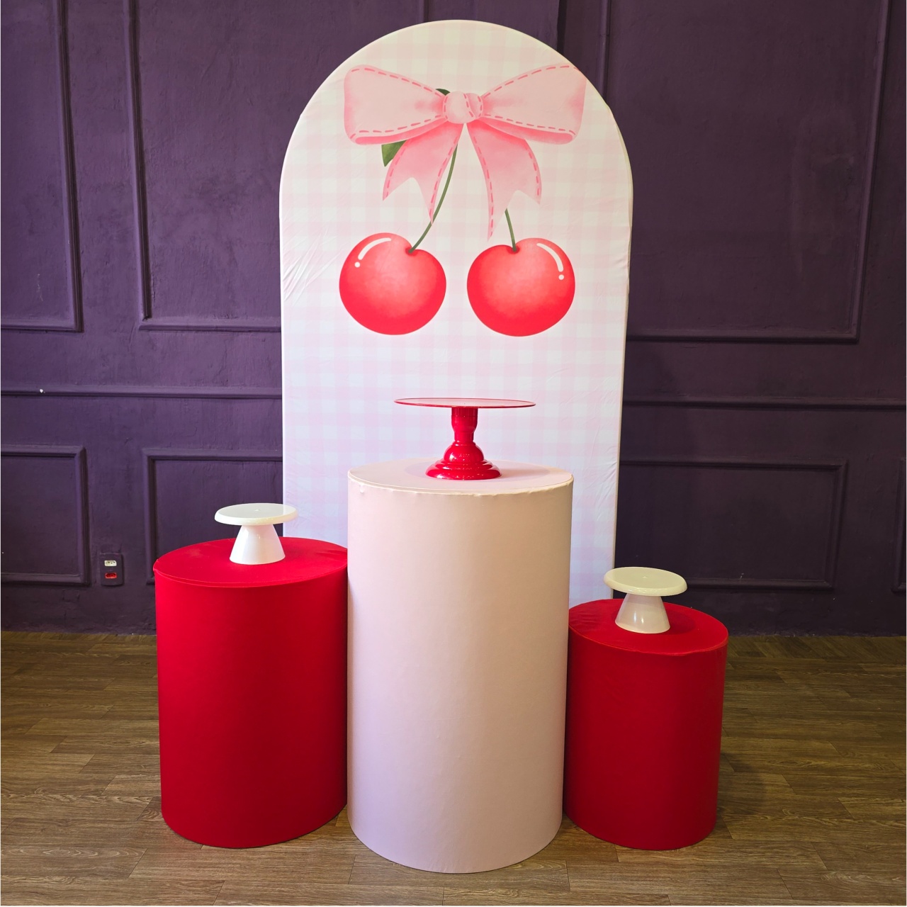 Alugue Tema Para Festa Decoração Cereja 1 - Tallentos Decorações 