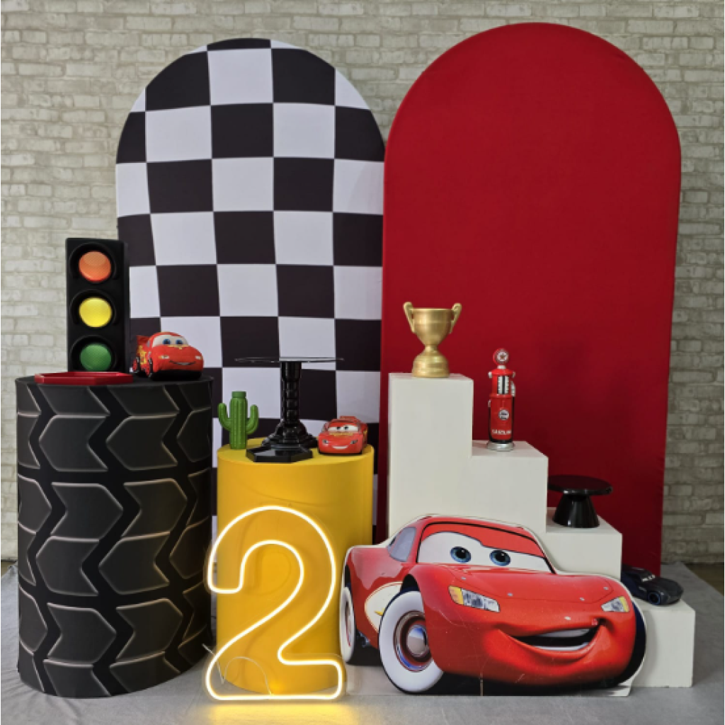 Alugue Tema Para Festa Decoração Relâmpago Mcqueen Tecido ( Modelo 4 ) - Tallentos Decorações 