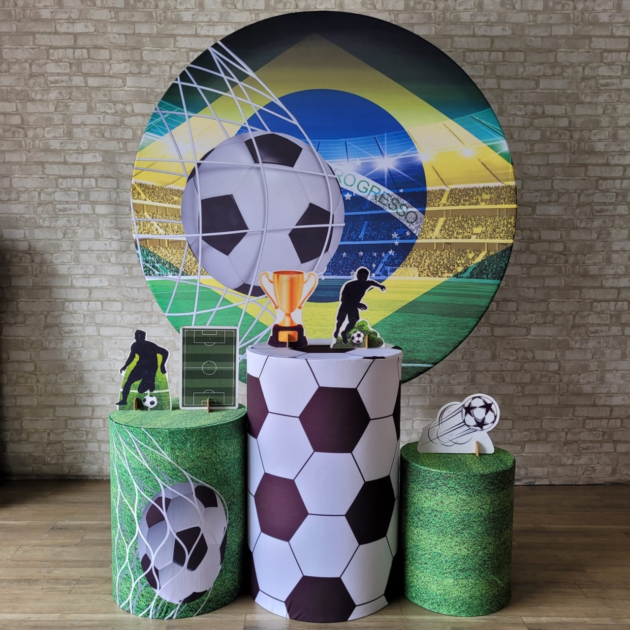 Alugue Tema Para Festa Decoração Brasil Tecido ( Modelo 1 )  - Tallentos Decorações 
