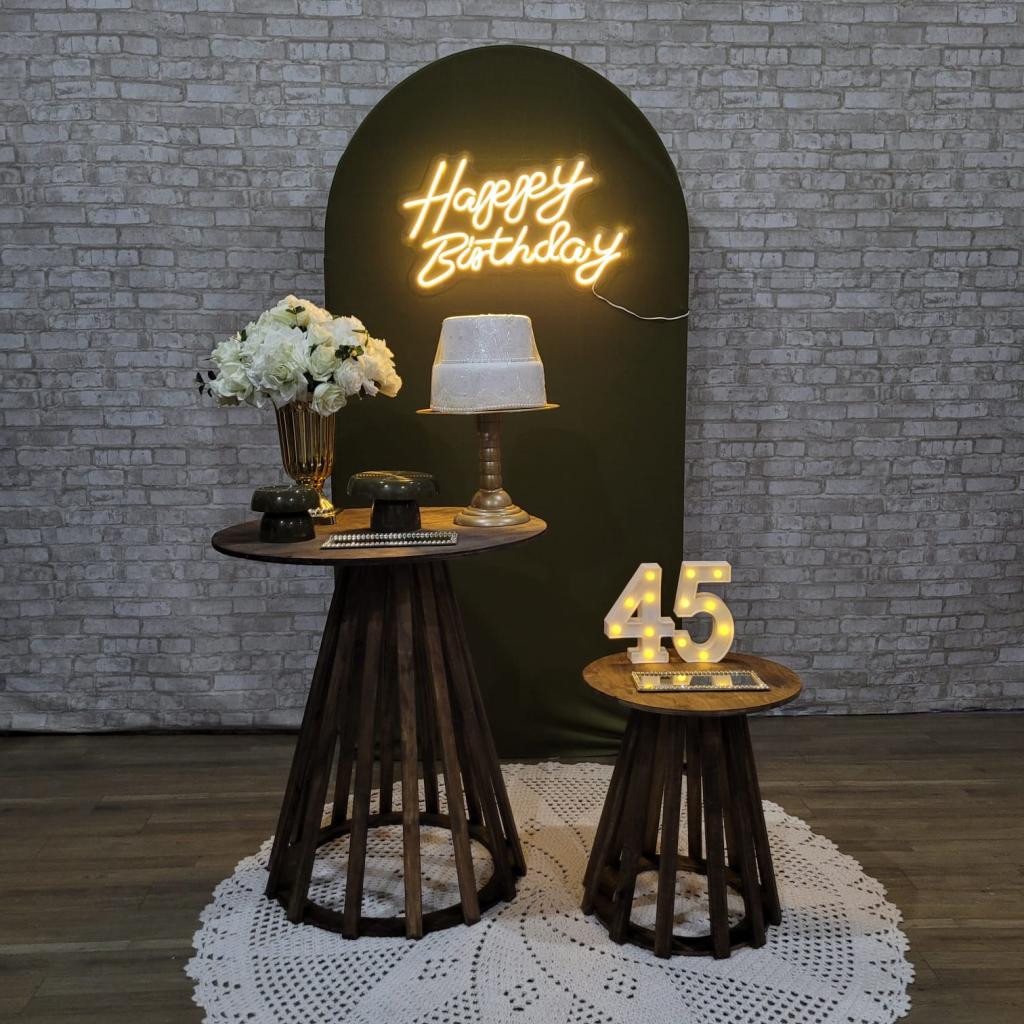 Alugue Tema Para Festa Decoração Happy Verde Militar Tecido ( Modelo 2 ) - Tallentos Decorações 