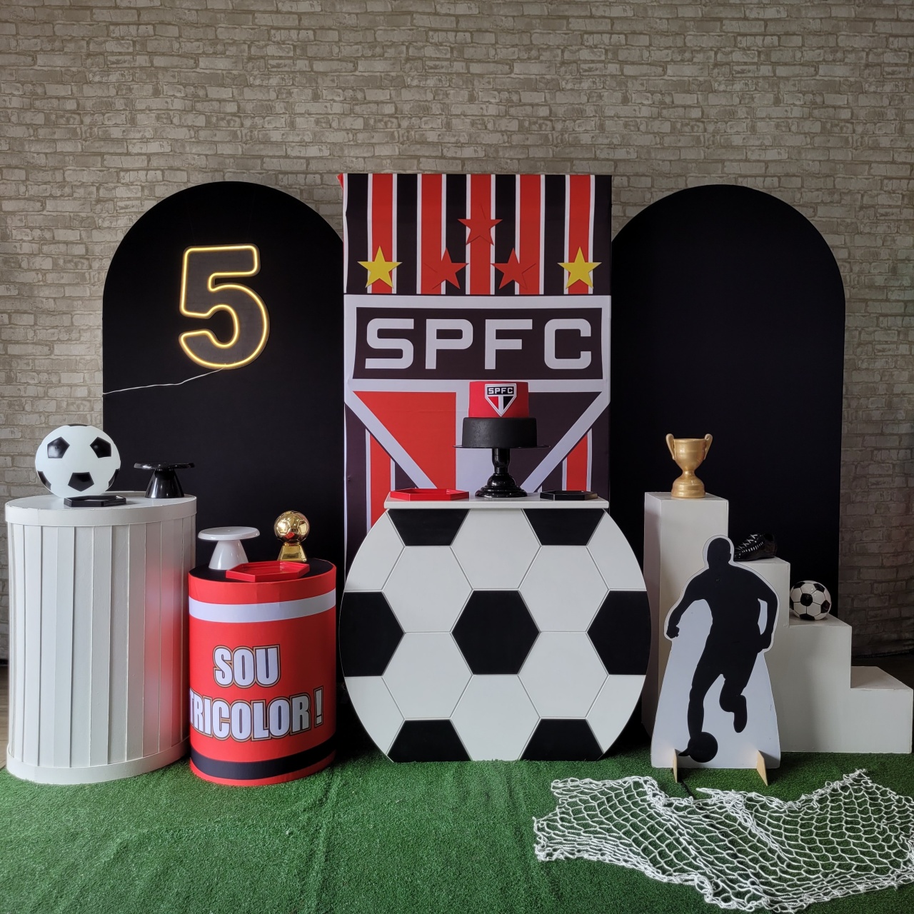 Alugue Tema Para Festa Decoração São Paulo Tecido ( Modelo 7 ) - Tallentos Decorações 