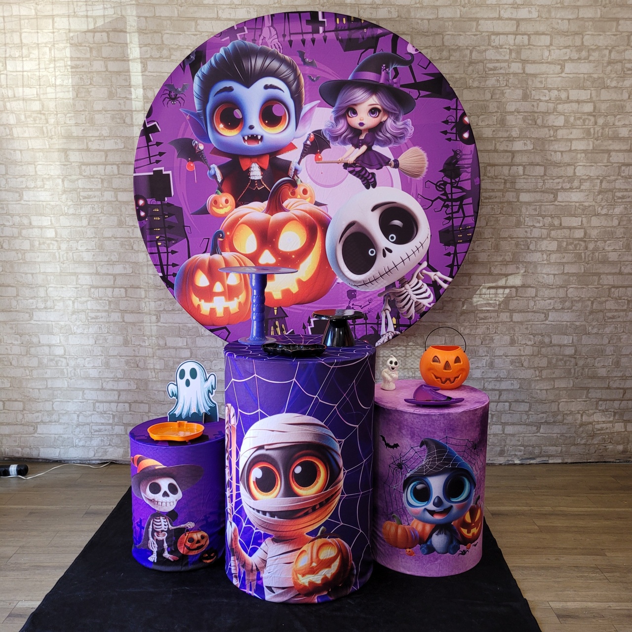 Alugue Tema Para Festa Decoração Halloween (Modelo 12) - Tallentos Decorações 