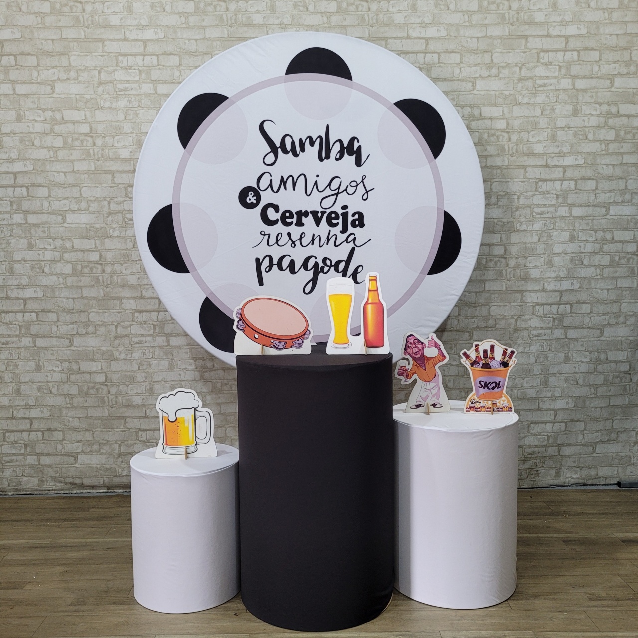 Alugue Tema Para Festa Decoração Samba Tecido ( Modelo 1 ) - Tallentos Decorações 