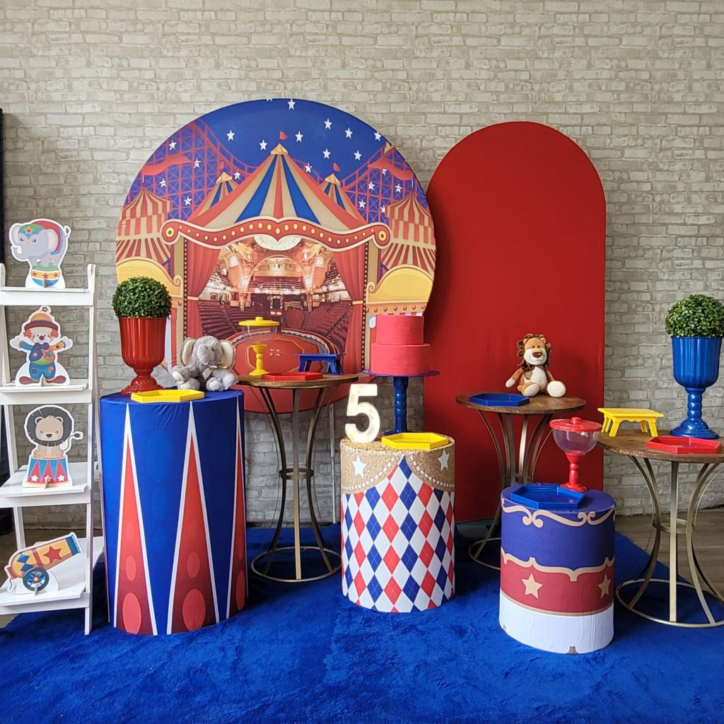 Alugue Tema Para Festa Decoração Circo Tecido ( Modelo 3 ) - Tallentos Decorações 