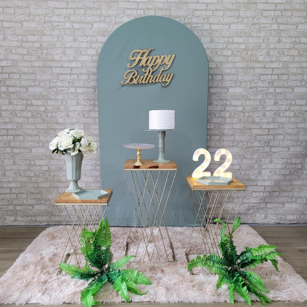 Alugue Tema Para Festa Decoração Happy Verde Eucalipto Tecido ( Modelo 2 ) - Tallentos Decorações 