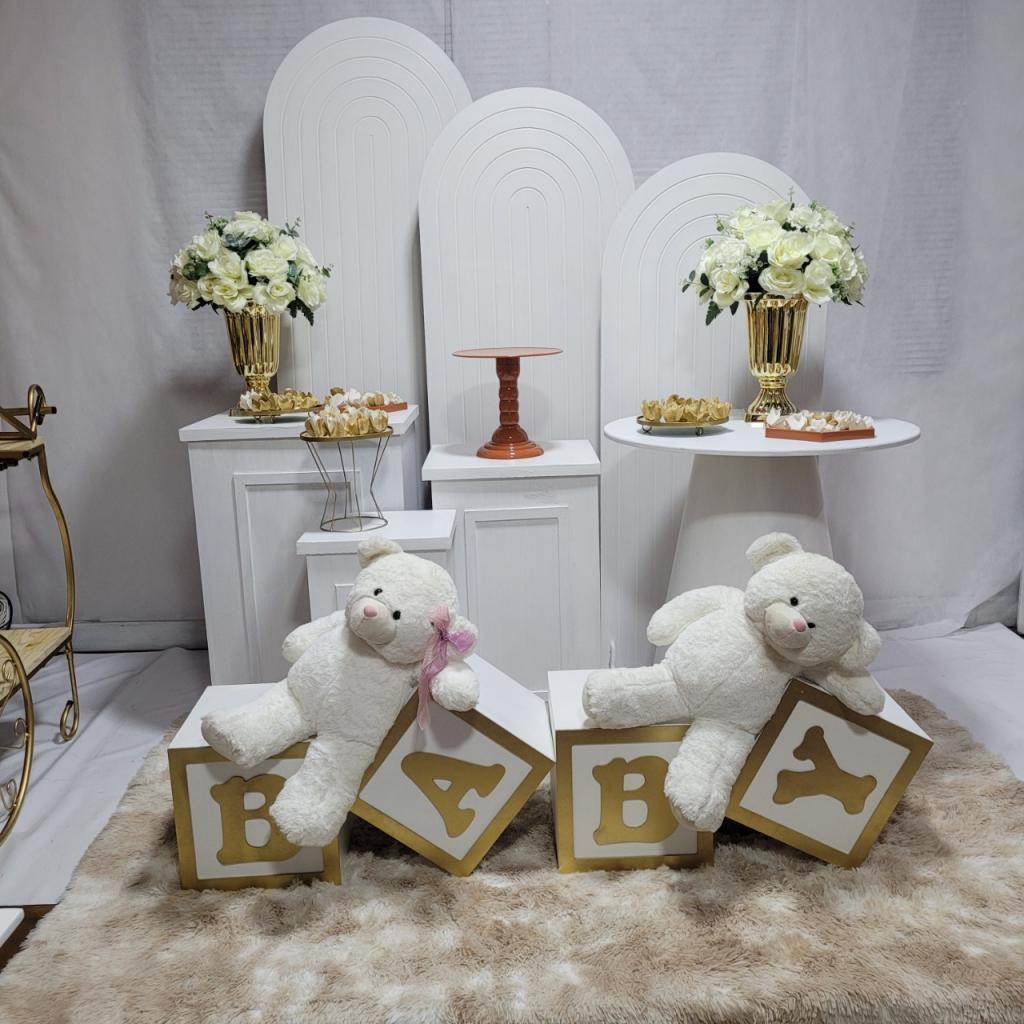 Alugue Tema Para Festa Decoração Chá Revelação Branco Ursinho Tecido (Modelo 5 ) - Tallentos Decorações 