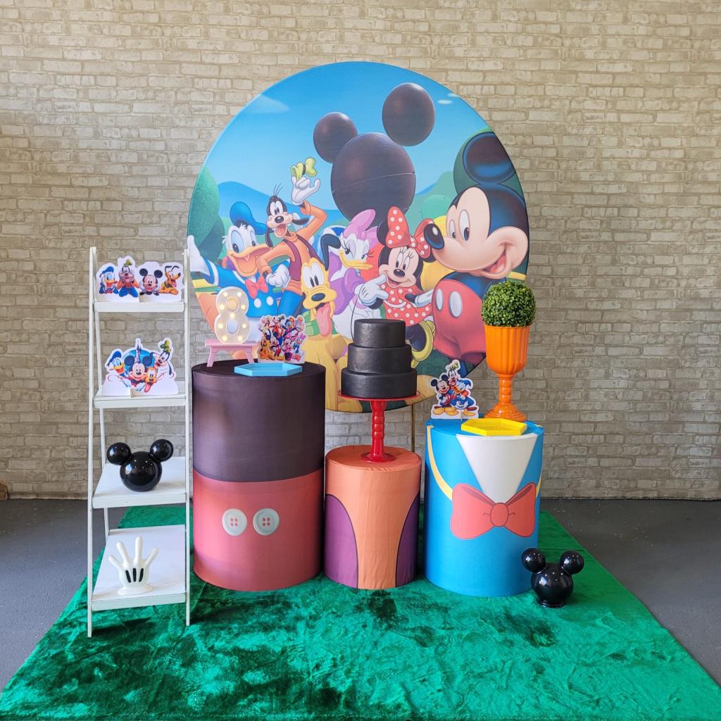 Alugue Tema Para Festa Decoração Mickey E Sua Turma Tecido ( Modelo 2 ) - Tallentos Decorações 