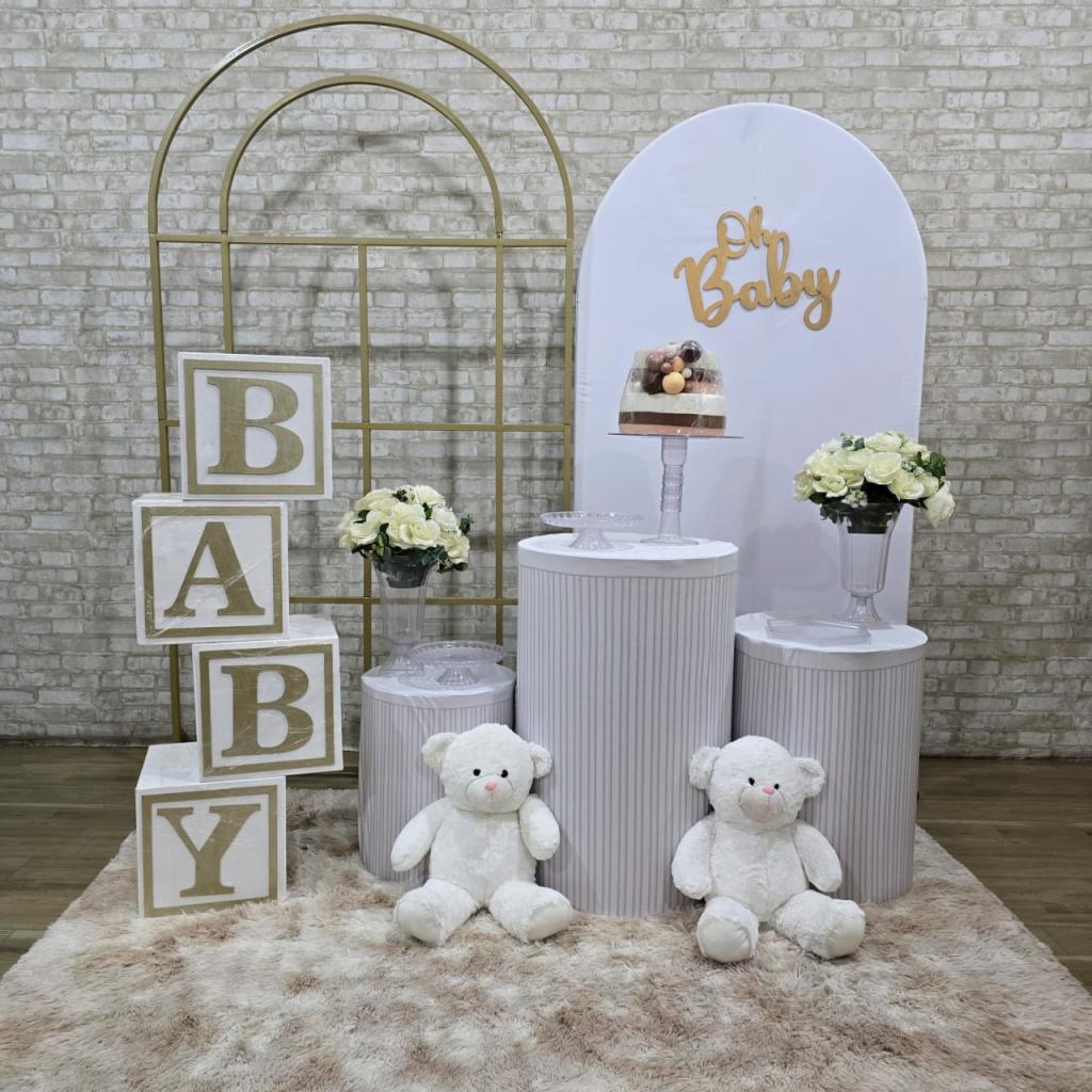 Alugue Tema Para Festa Decoração Chá Revelação Branco Ursinho Tecido (Modelo 7 ) - Tallentos Decorações 
