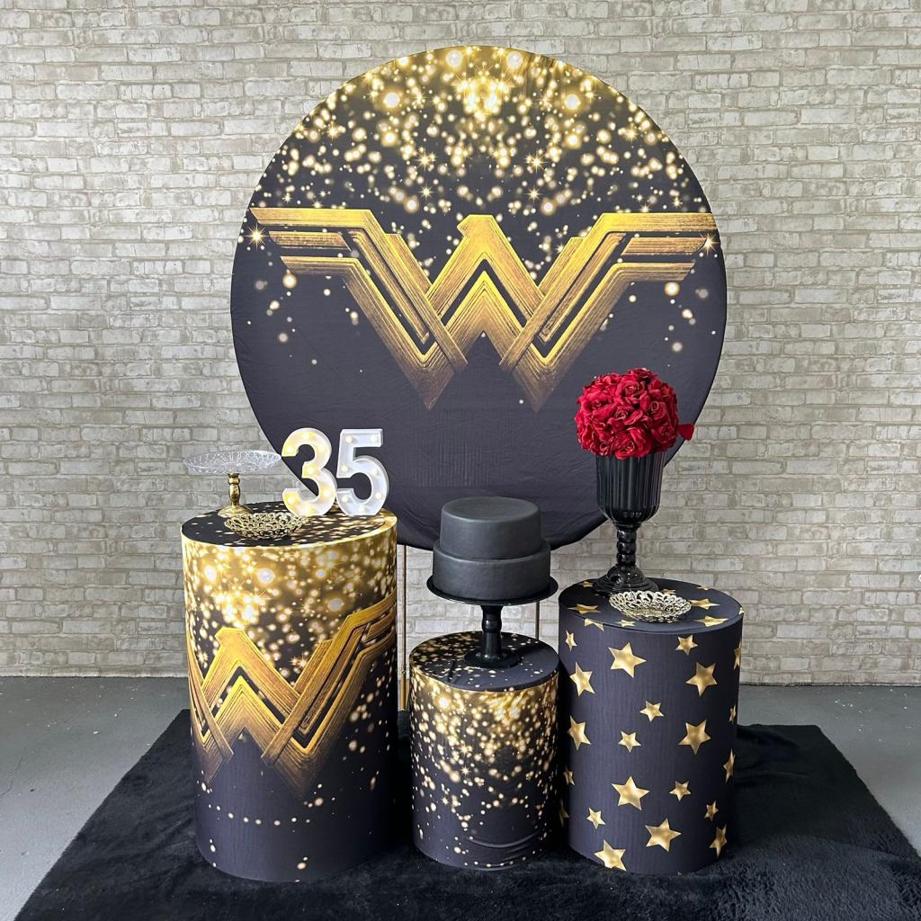 Alugue Tema Para Festa Decoração Mulher Maravilha Tecido ( Modelo 2 ) - Tallentos Decorações 