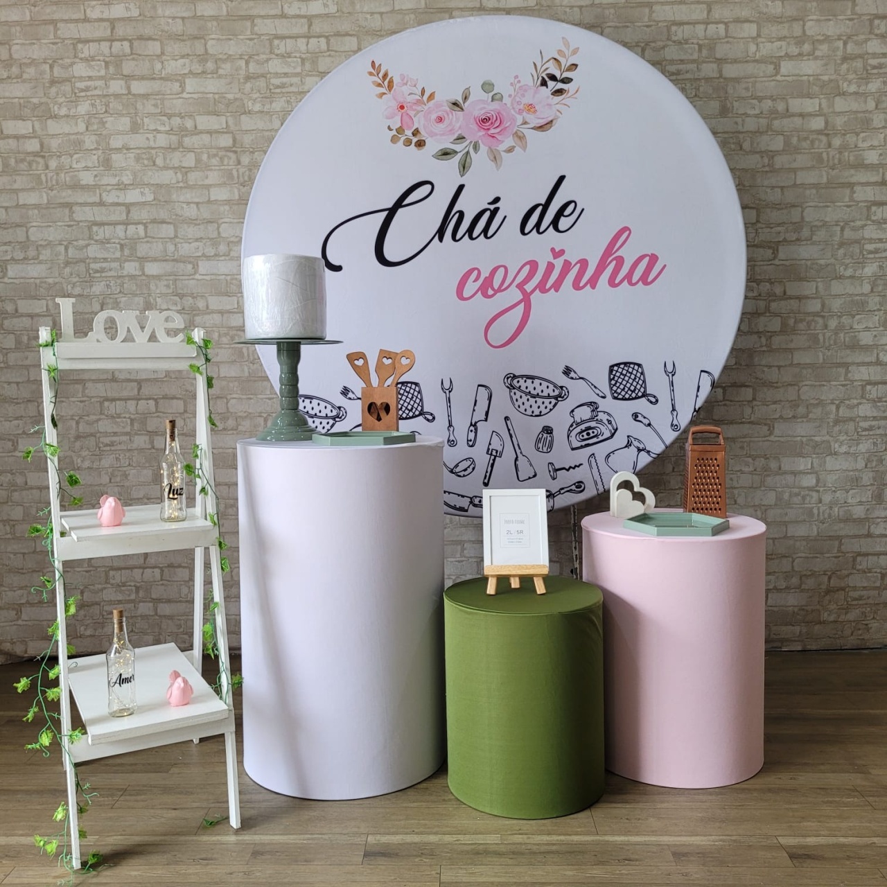 Alugue Tema Para Festa Decoração Chá de Cozinha Tecido ( Modelo 10 ) - Tallentos Decorações 