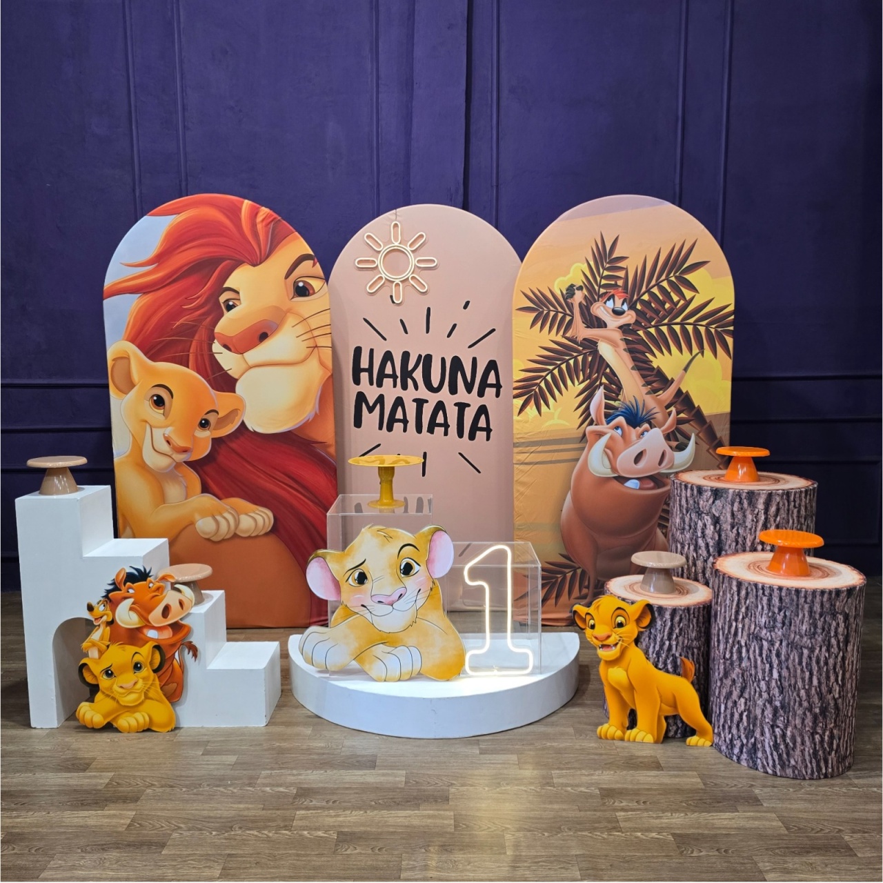 Alugue Tema Para Festa Decoração Rei Leão Tecido ( Modelo 04) - Tallentos Decorações 