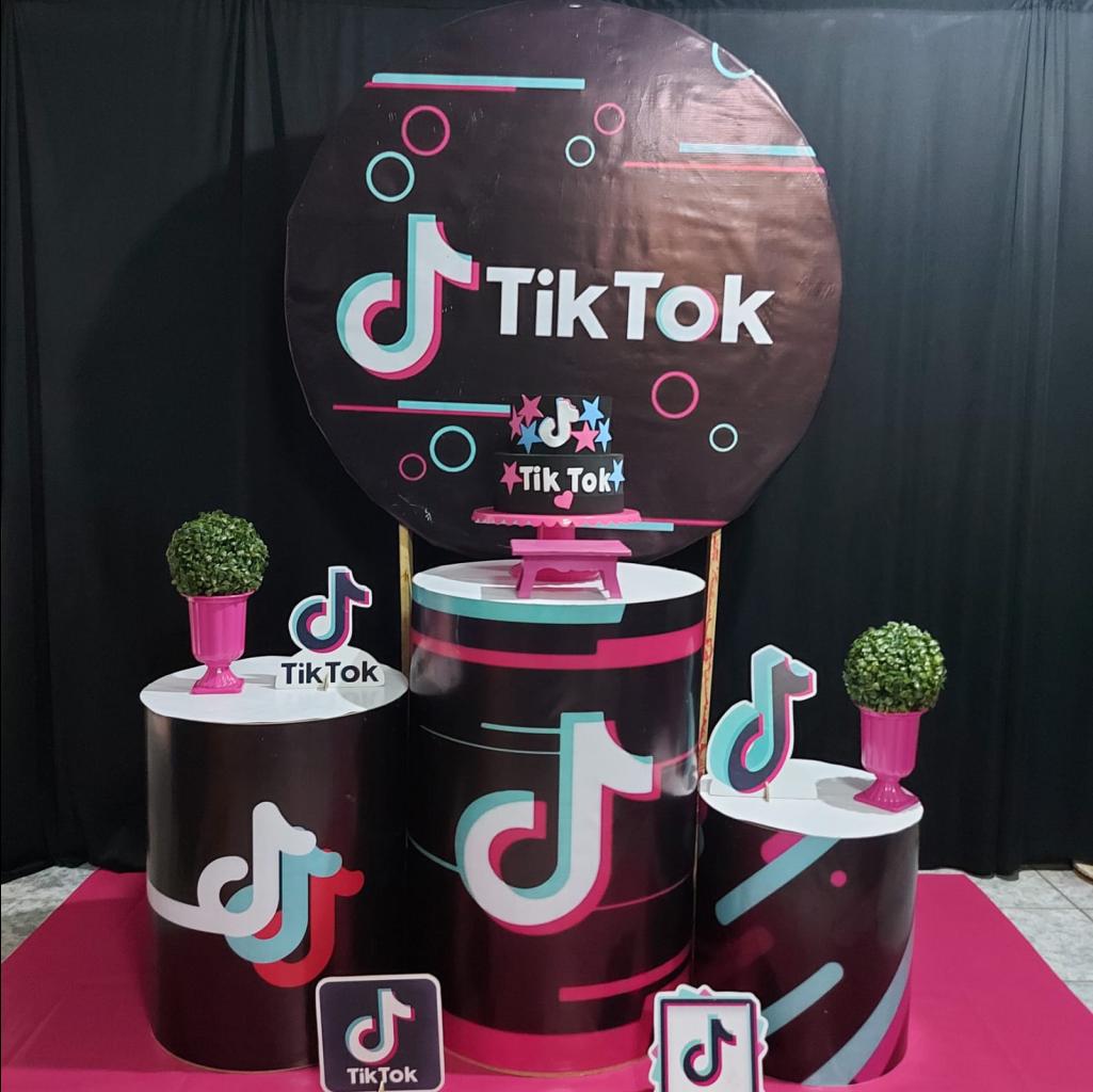 Alugue Tema Para Festa Decoração Tik Tok Banner ( Modelo 4 ) - Tallentos Decorações 