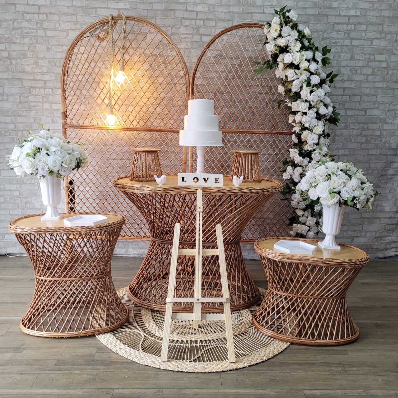 Alugue Uma Decoração Para Casamento Ou Noivado ( Modelo 35 ) - Tallentos Decorações 