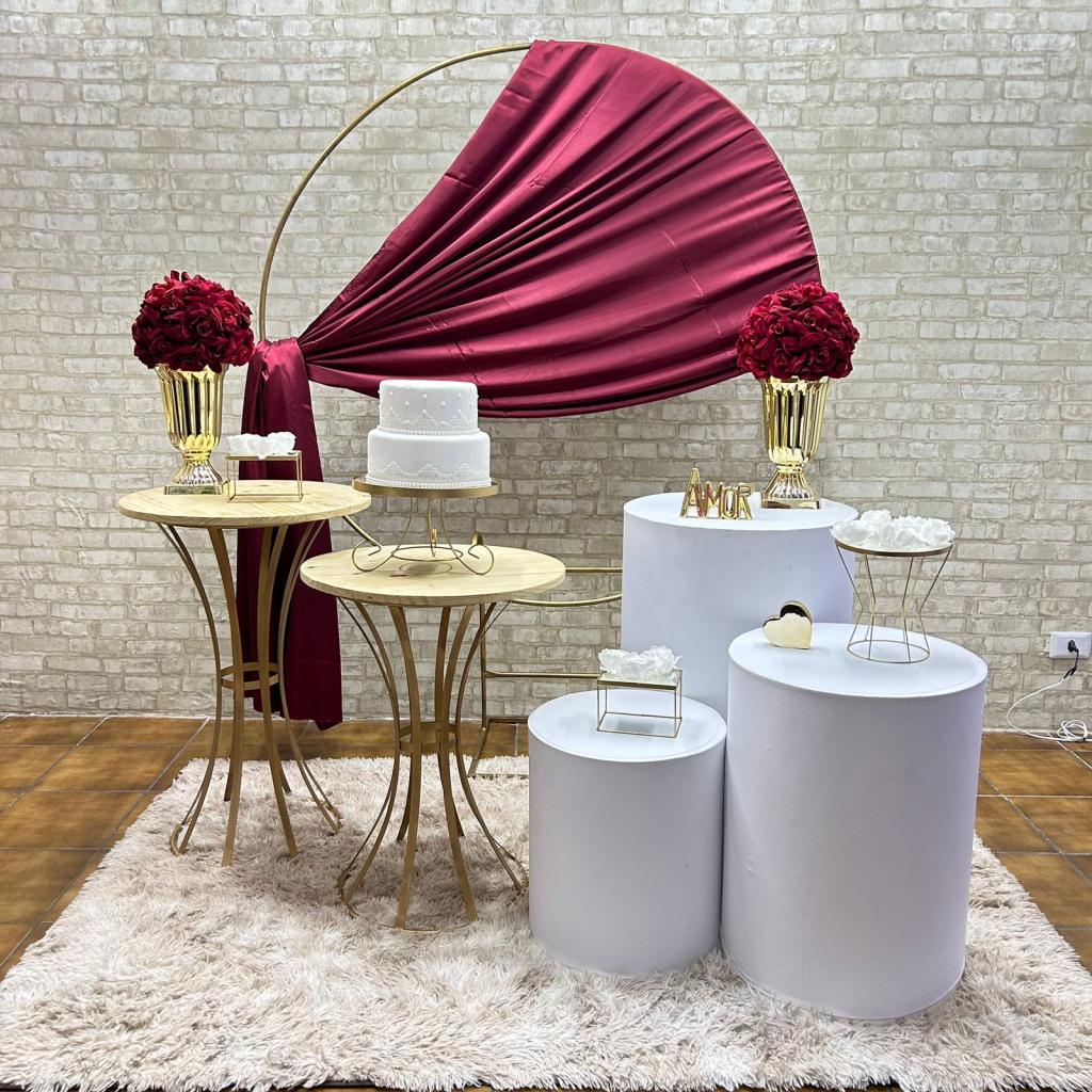 Alugue Uma Decoração Para Casamento Ou Noivado ( Modelo 07 ) - Tallentos Decorações 