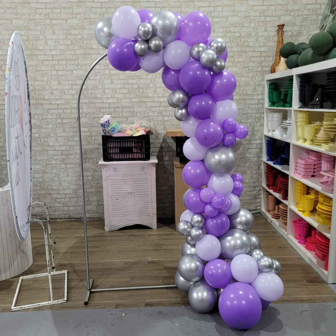 Compre Balão Para Festa Decoração 3 Metros Lílas Com Prata ( Cores Metalizadas ) - Tallentos Decorações 