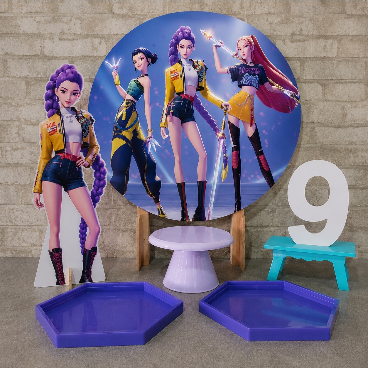 Alugue Tema Para Festa Na Mesa Decoração Guerreiras Do K-Pop ( Modelo 02) - Tallentos Decorações 