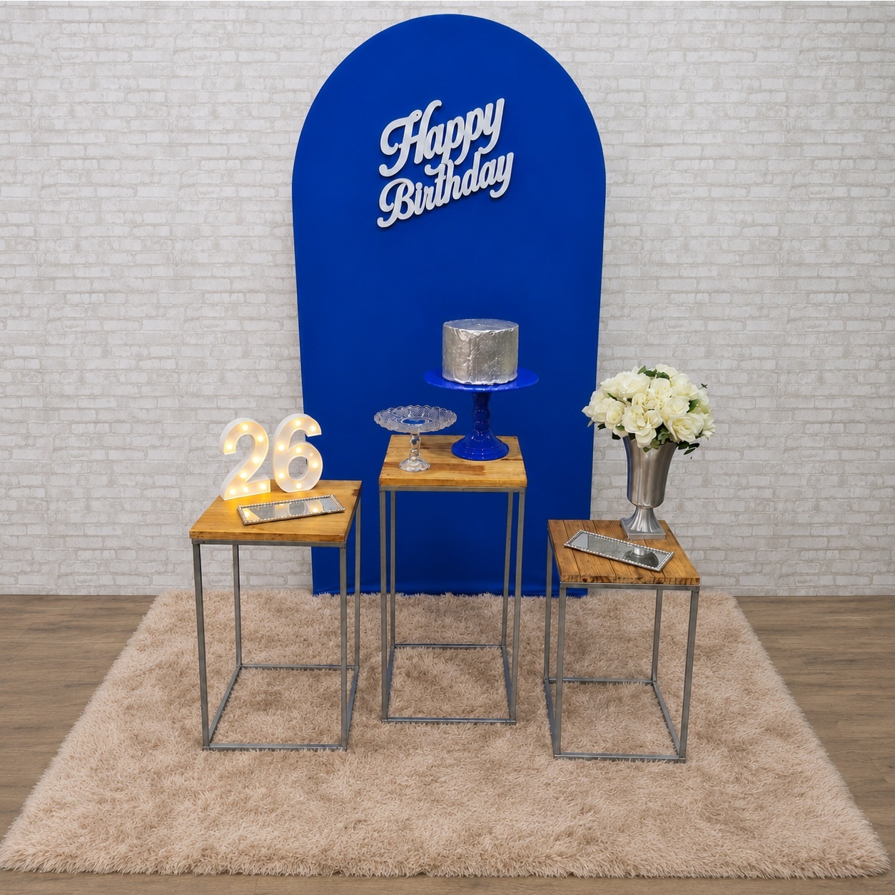 Alugue Tema Para Festa Decoração Happy Azul Com Prata Tecido ( Modelo 6 ) - Tallentos Decorações 