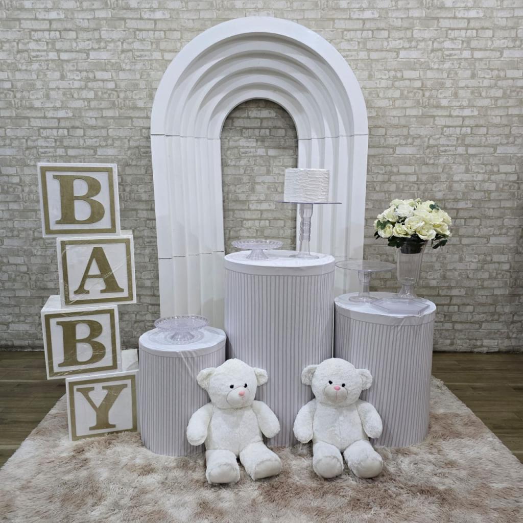 Alugue Tema Para Festa Decoração Chá Revelação Branco Ursinho Tecido (Modelo 3 ) - Tallentos Decorações 