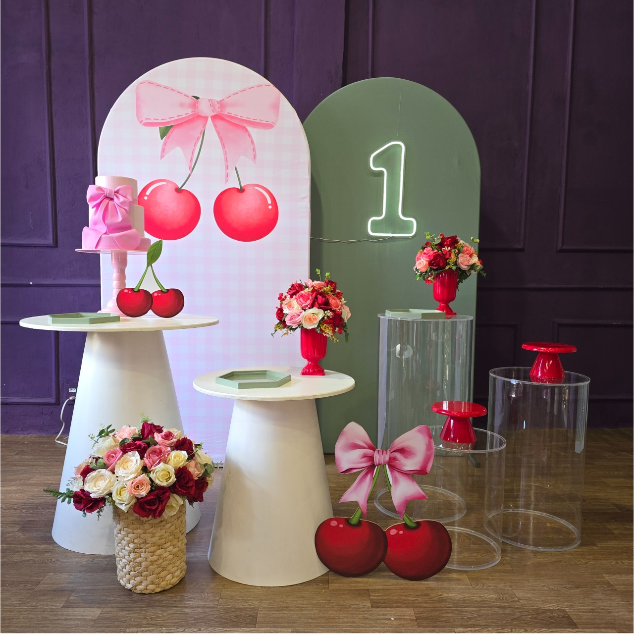 Alugue Tema Para Festa Decoração Cereja 3 - Tallentos Decorações 