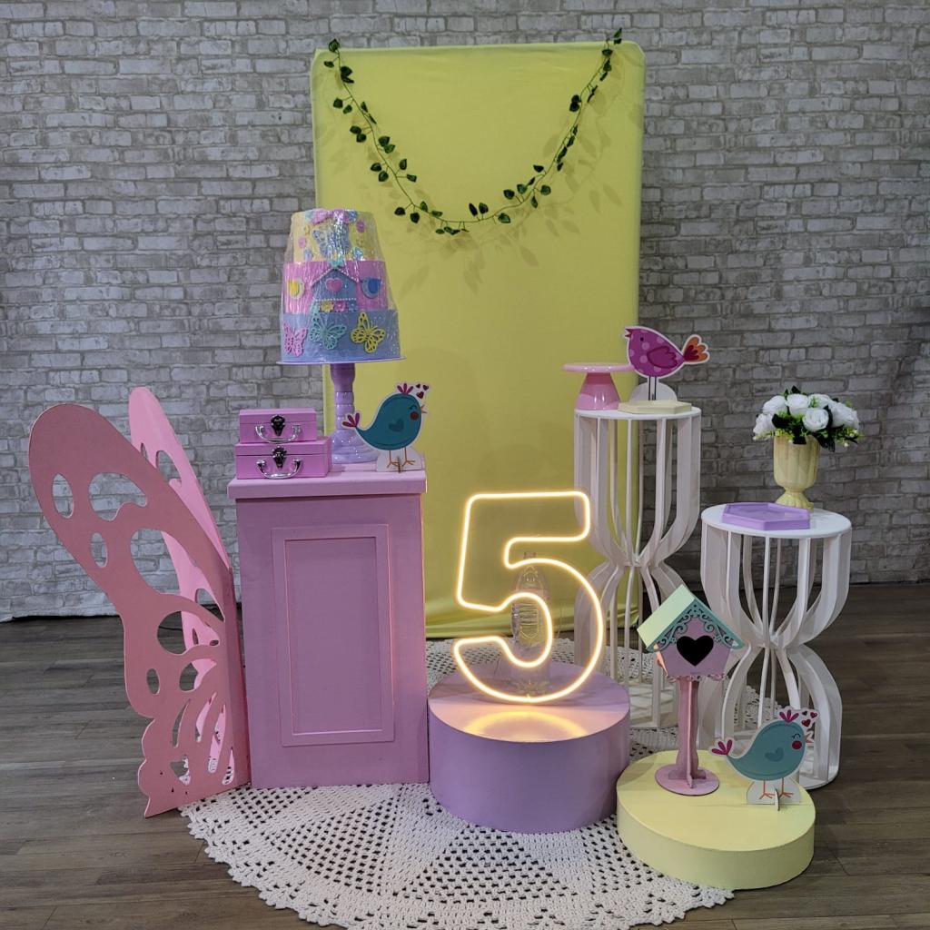 Alugue Tema Para Festa Decoração Jardim das Borboletas Tecido ( Modelo 6 ) - Tallentos Decorações 