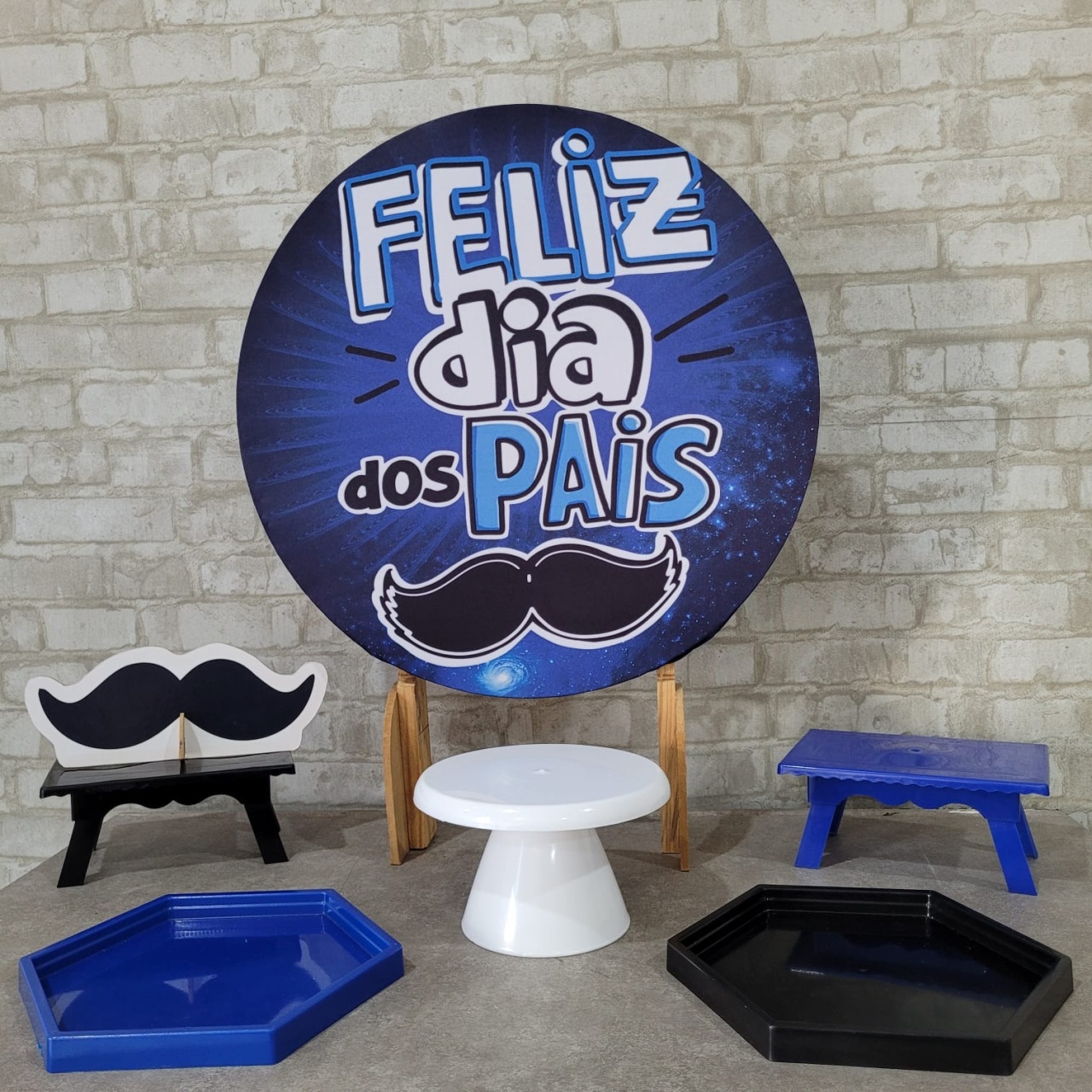 Alugue Tema Para Festa Na Mesa Decoração Feliz Dia dos Pais - Tallentos Decorações 