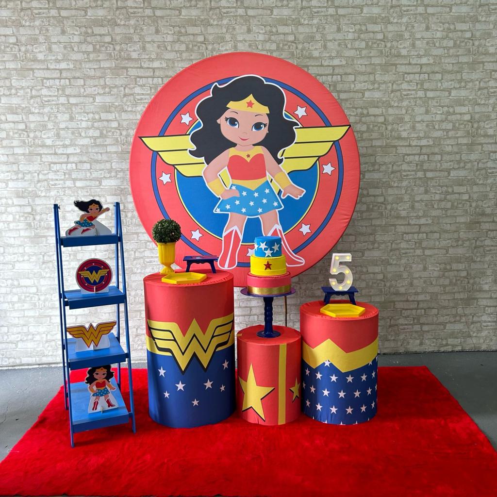 Alugue Tema Para Festa Decoração Mulher Maravilha Baby Tecido ( Modelo 3 ) - Tallentos Decorações 