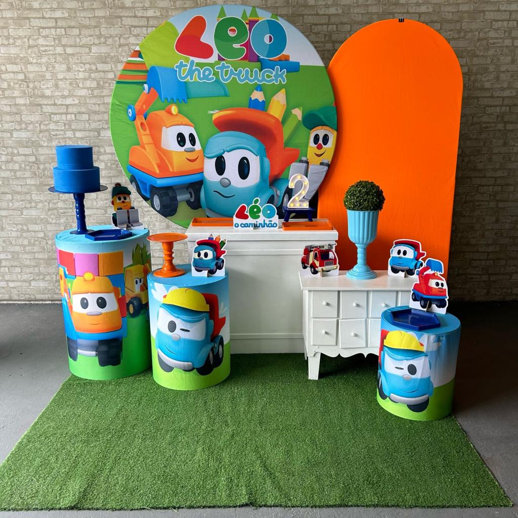 Alugue Tema Para Festa Decoração Leo Caminhão Tecido ( Modelo 3 ) - Tallentos Decorações 