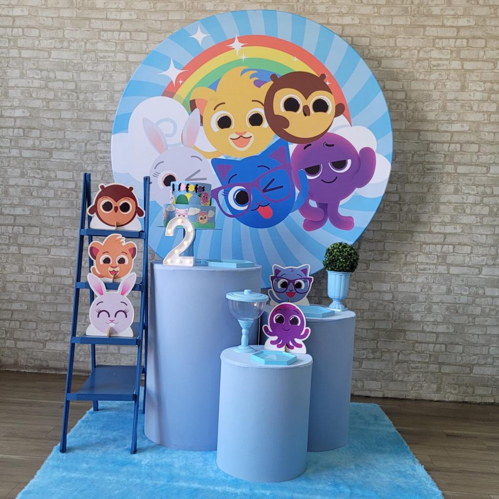 Alugue Tema Para Festa Decoração Bolofofos Azul Tecido ( Modelo 2 ) - Tallentos Decorações 