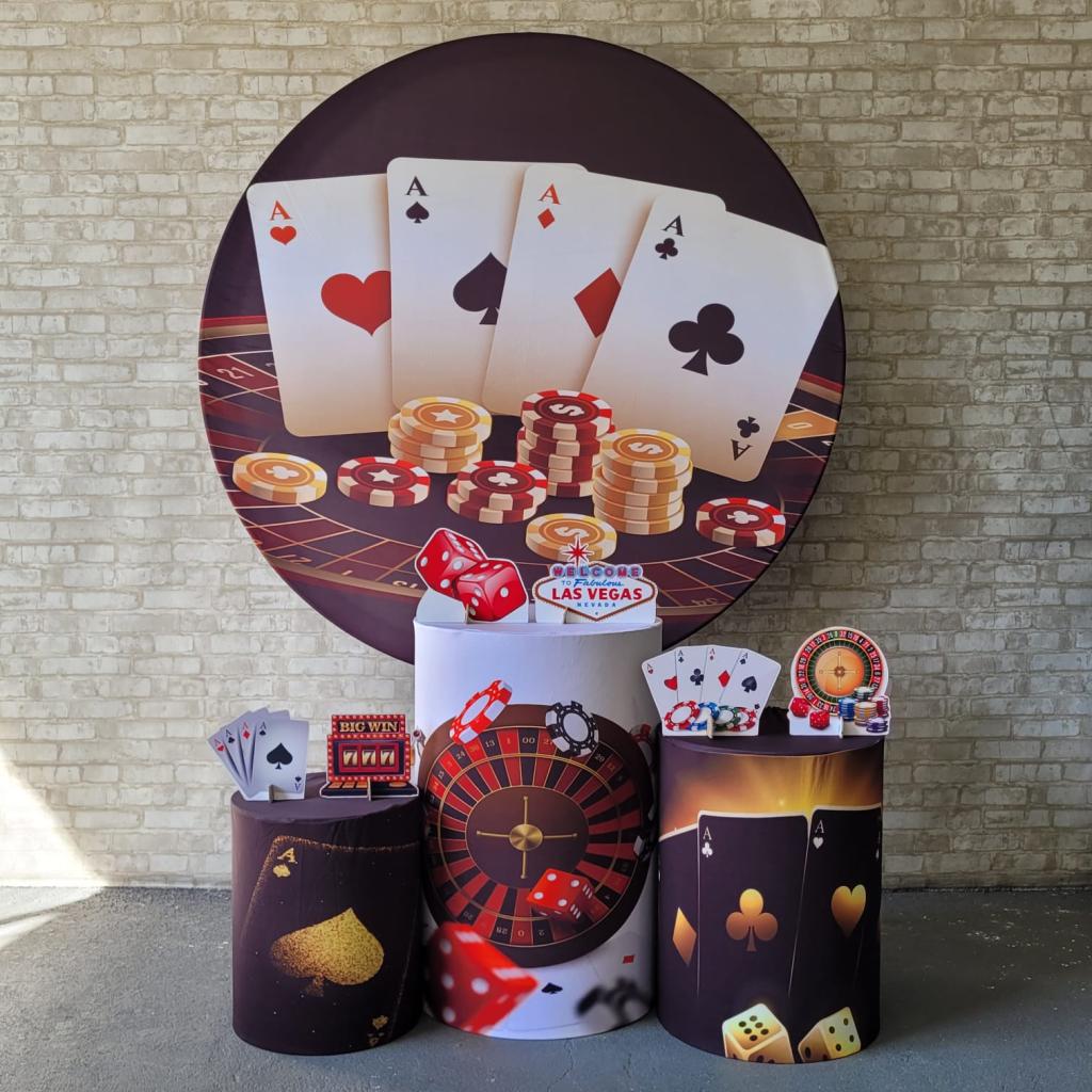 Alugue Tema Para Festa Decoração Cassino Tecido ( Modelo 1 ) - Tallentos Decorações 