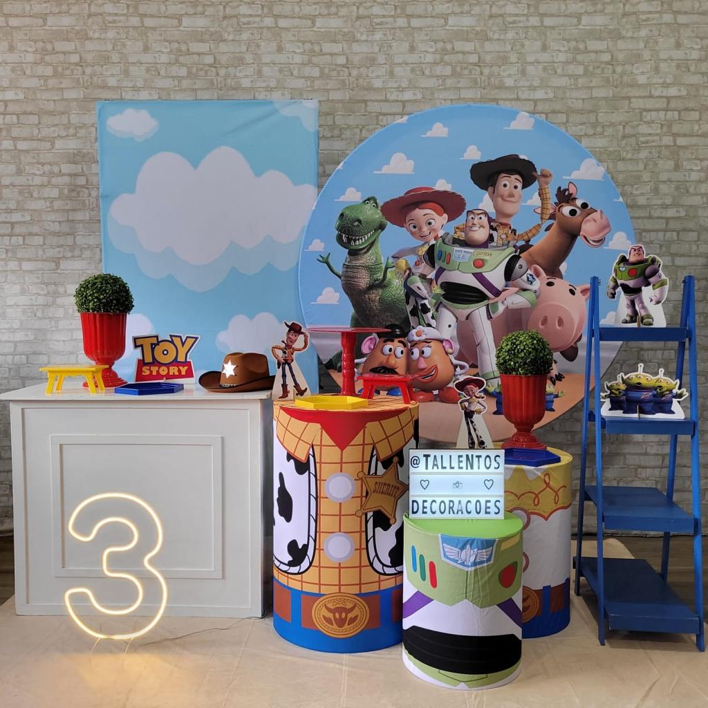 Alugue Tema Para Festa Decoração Toy Story Tecido ( Modelo 3 ) - Tallentos Decorações 
