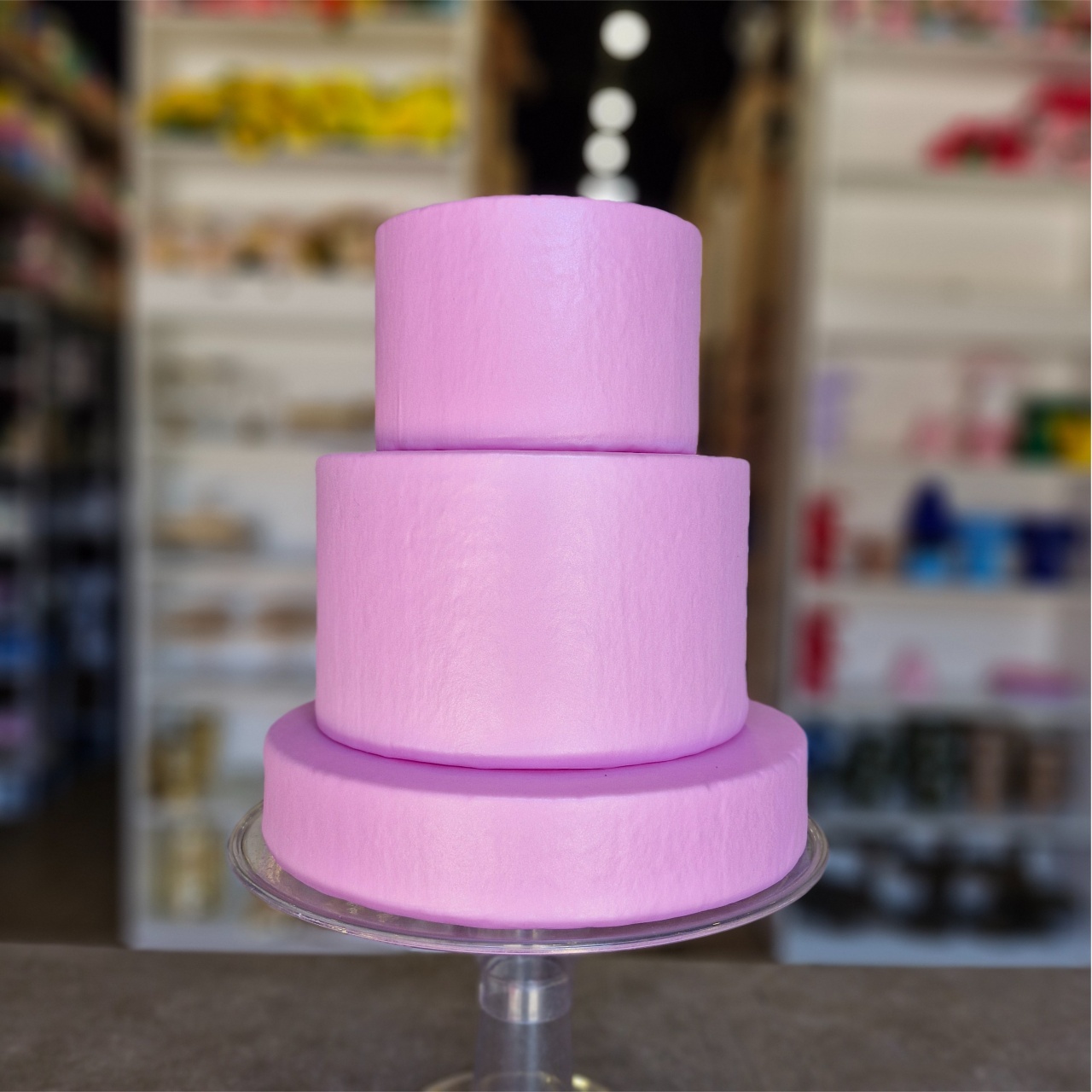 Alugue Bolo Fake Rosa 3 Andares - Tallentos Decorações 