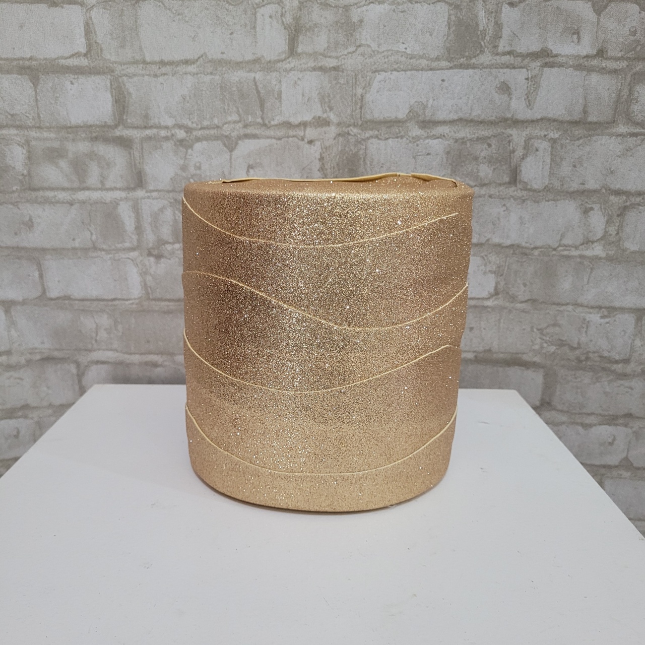 Alugue Bolo Fake Tema - Glitter Dourado - Tallentos Decorações 
