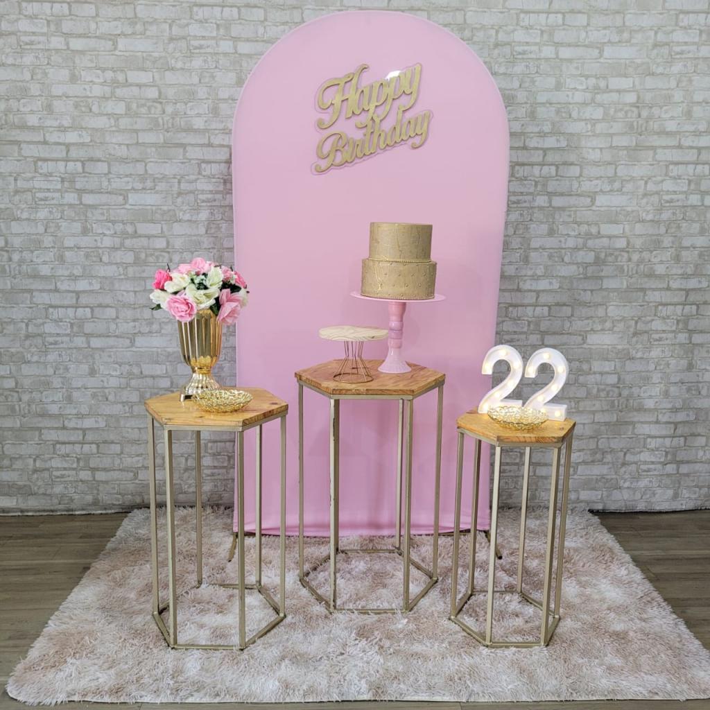 Alugue Tema Para Festa Decoração Happy Rosa Bebê Tecido ( Modelo 2 ) - Tallentos Decorações 