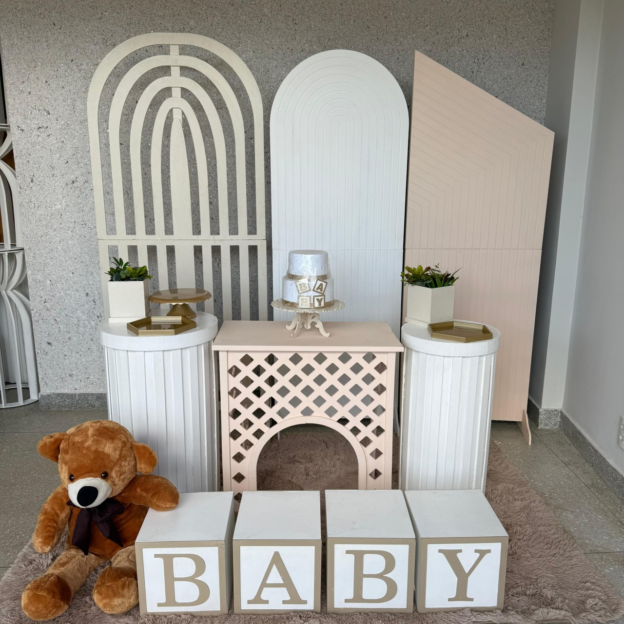 Kit Bege Com Branco Cha de Bebe / Fralda 3 - Jk festas