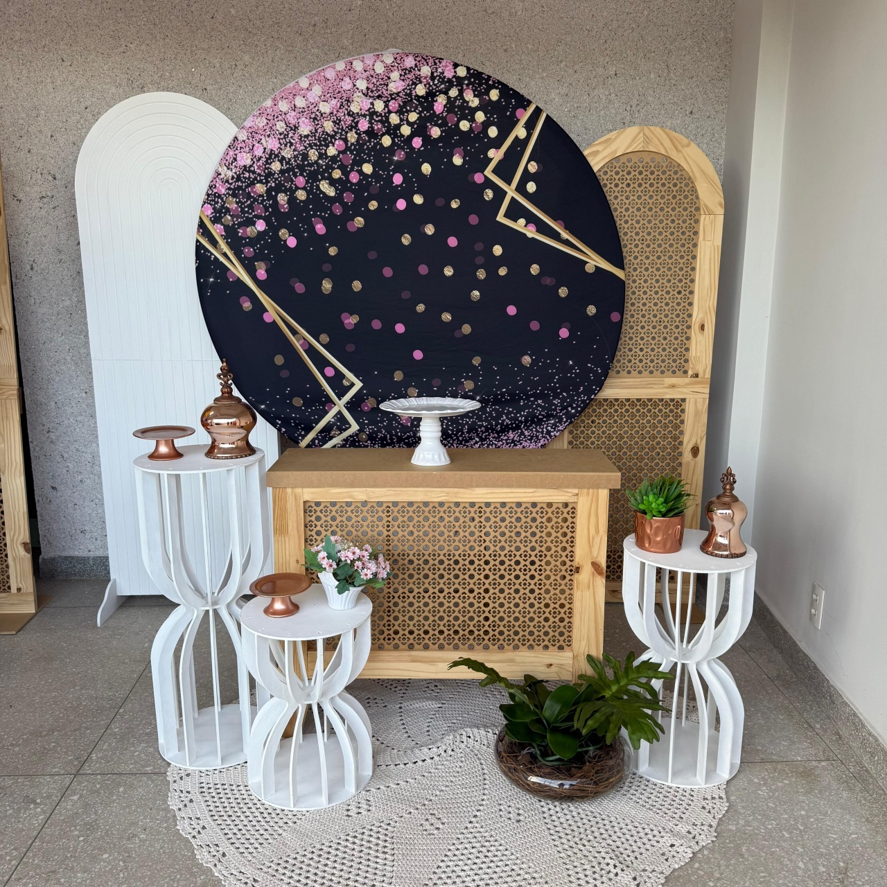 Kit Preto Com Gliter Rosa E Painel Telado + Branco - Jk festas