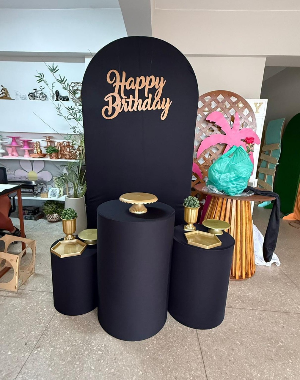 Kit Preto Com Dourado - Jk festas