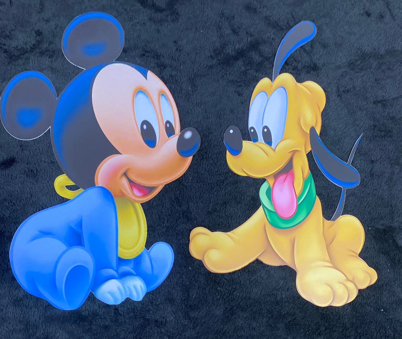 Display - Mickey E Pluto Baby  - Mundo Feliz Locações