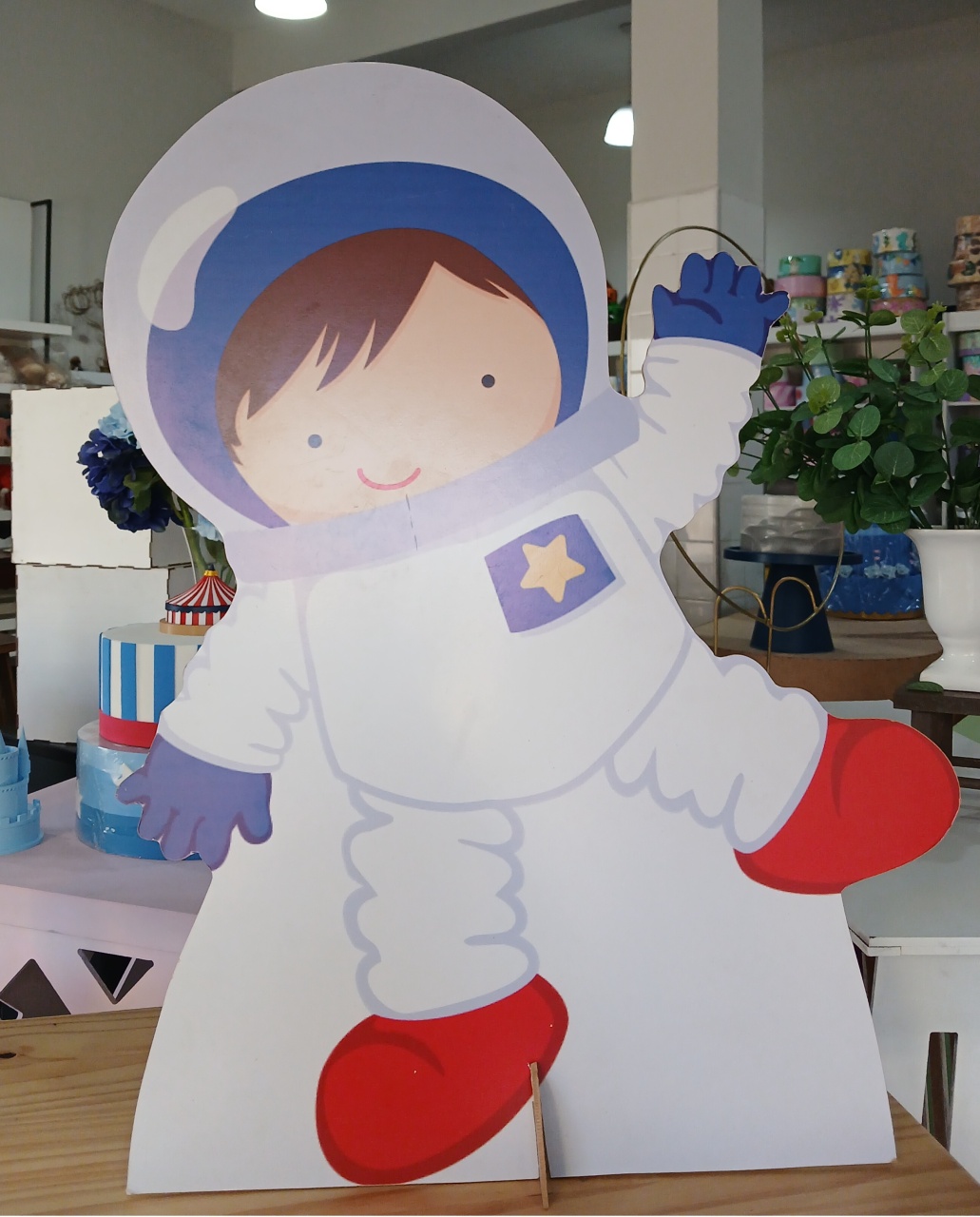 Display Chão Astronauta - BEMDEFESTA